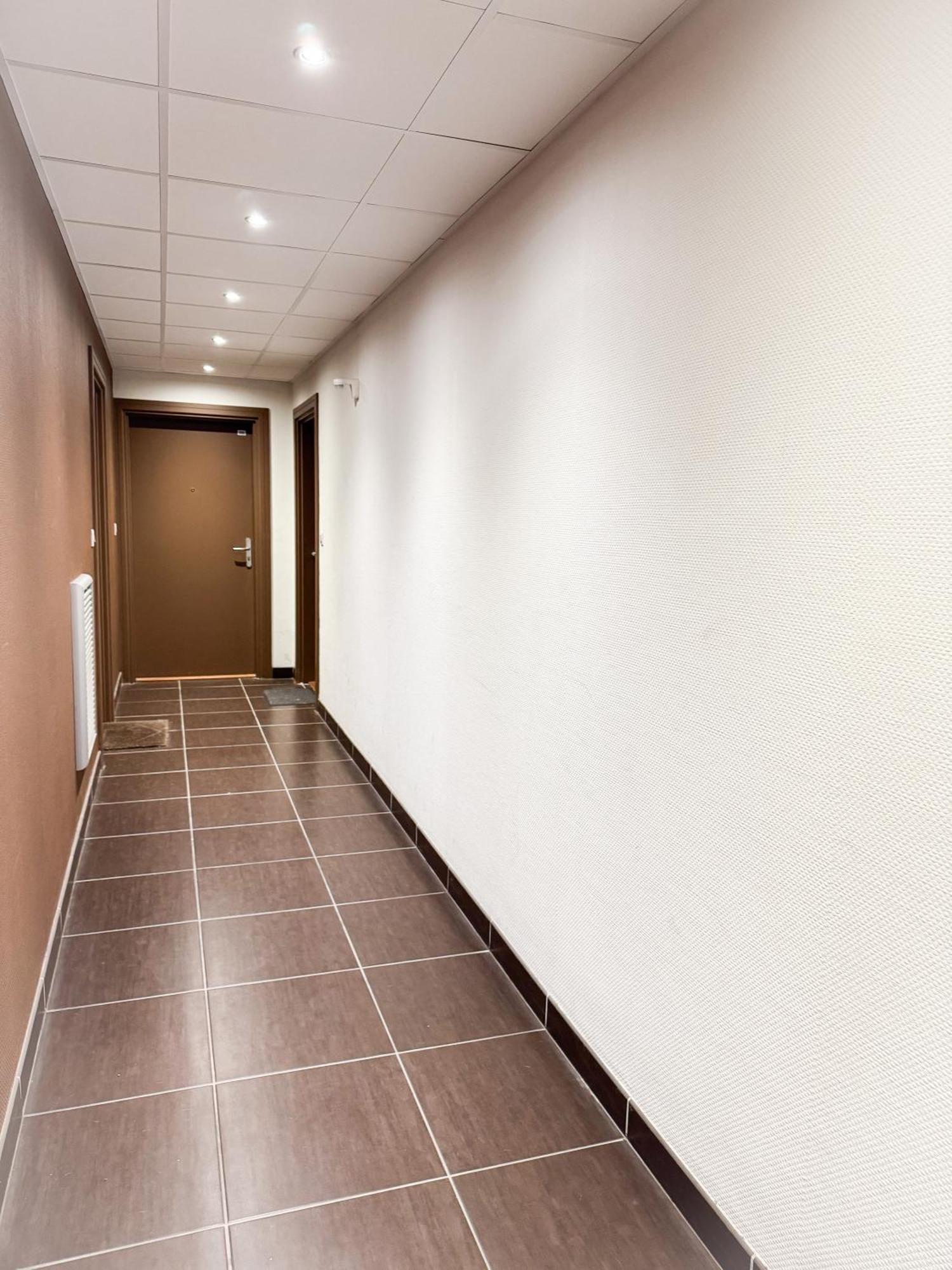 Bel Appartement Climatise & Parking Perpignan Buitenkant foto